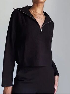 Aritzia - Babaton Cropped Half Zip Knit Sweater